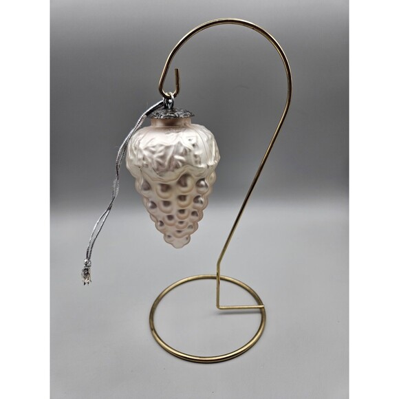 Vintage Kugel Midwest White Grape Cluster Heavy Glass Ornament - Picture 4 of 6